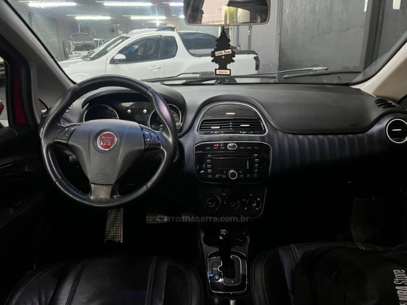 FIAT - PUNTO - 2013/2013 - Vermelha - Sob Consulta