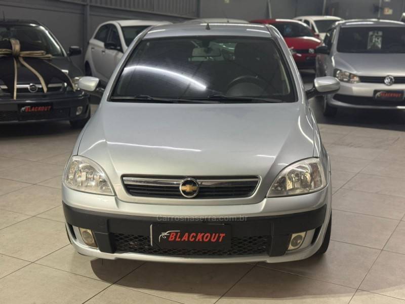 CHEVROLET - CORSA - 2009/2009 - Prata - Sob Consulta