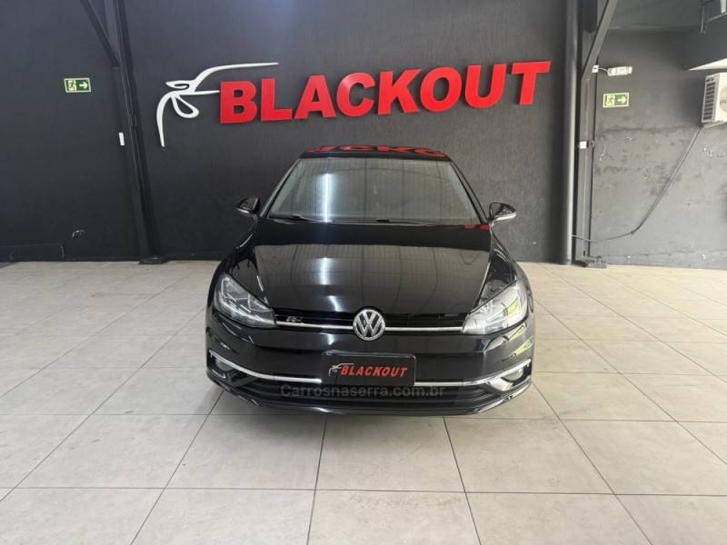 VOLKSWAGEN - GOLF - 2018/2018 - Preta - Sob Consulta