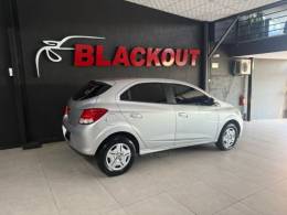 CHEVROLET - ONIX - 2014/2014 - Prata - Sob Consulta
