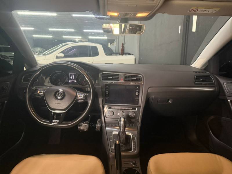 VOLKSWAGEN - GOLF - 2018/2018 - Preta - Sob Consulta