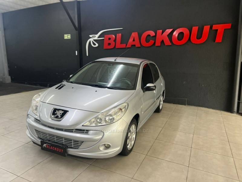 PEUGEOT - 207 - 2012/2012 - Prata - R$ 23.900,00