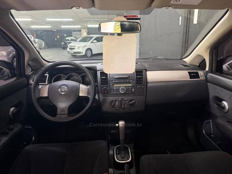 NISSAN - TIIDA - 2013/2012 - Preta - Sob Consulta