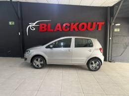 VOLKSWAGEN - FOX - 2011/2011 - Dourada - Sob Consulta
