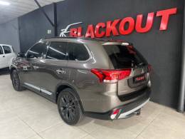 MITSUBISHI - OUTLANDER - 2016/2016 - Cinza - Sob Consulta