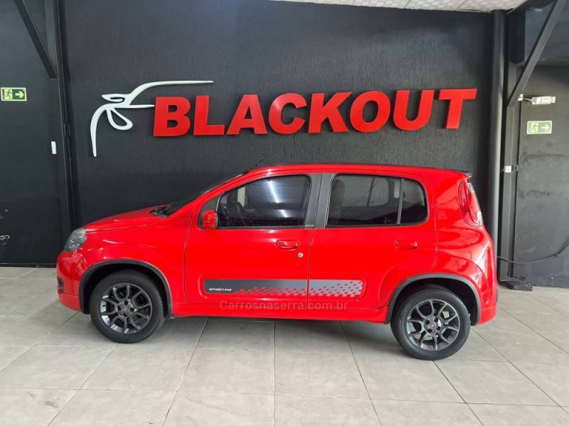 FIAT - UNO - 2013/2013 - Vermelha - R$ 42.900,00