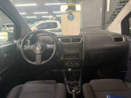 VOLKSWAGEN - FOX - 2011/2011 - Dourada - Sob Consulta