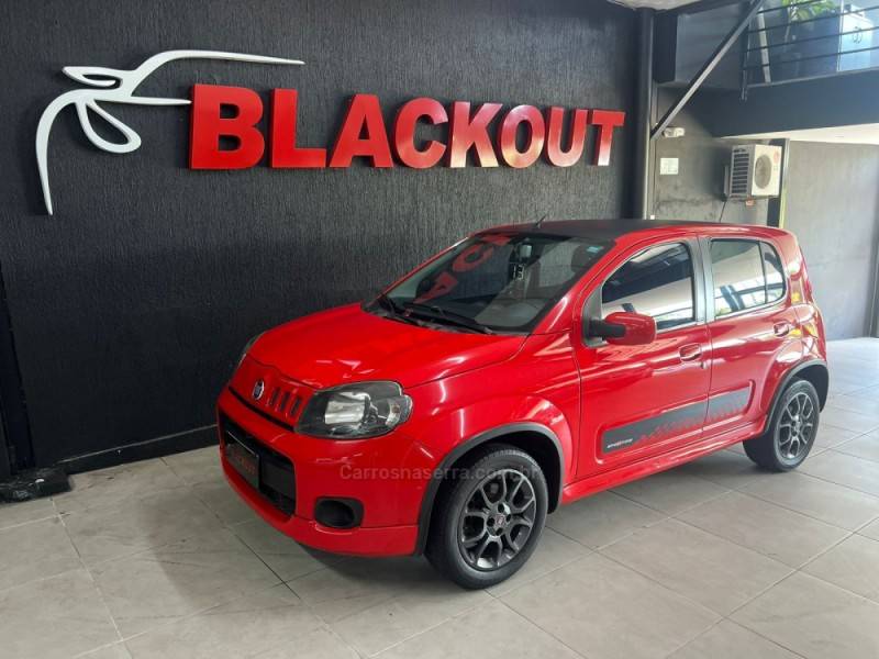 FIAT - UNO - 2013/2013 - Vermelha - R$ 42.900,00