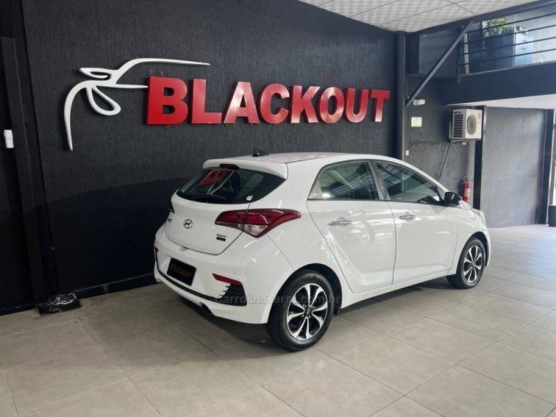 HYUNDAI - HB20 - 2016/2016 - Branca - Sob Consulta