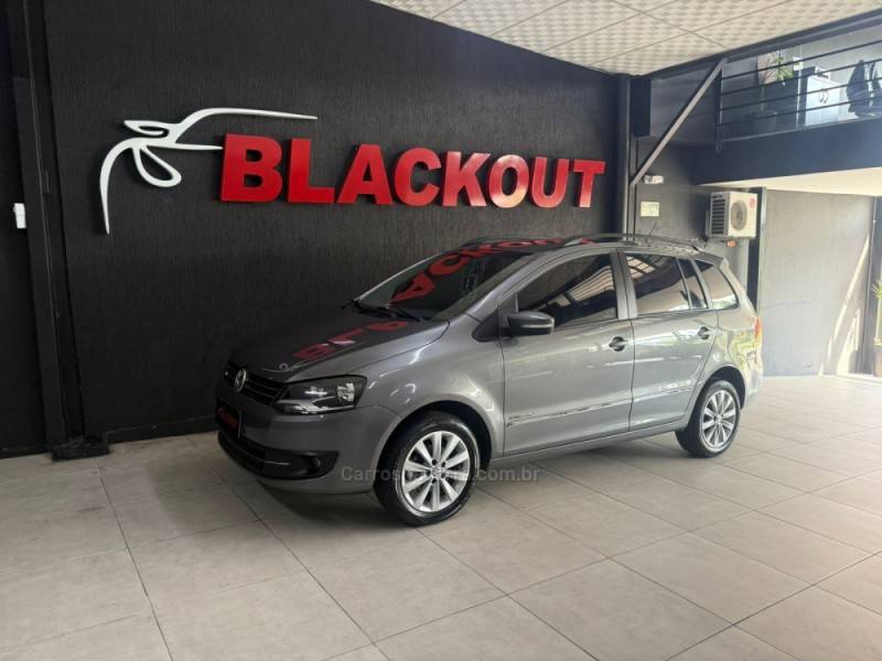 VOLKSWAGEN - SPACEFOX - 2011/2011 - Cinza - Sob Consulta